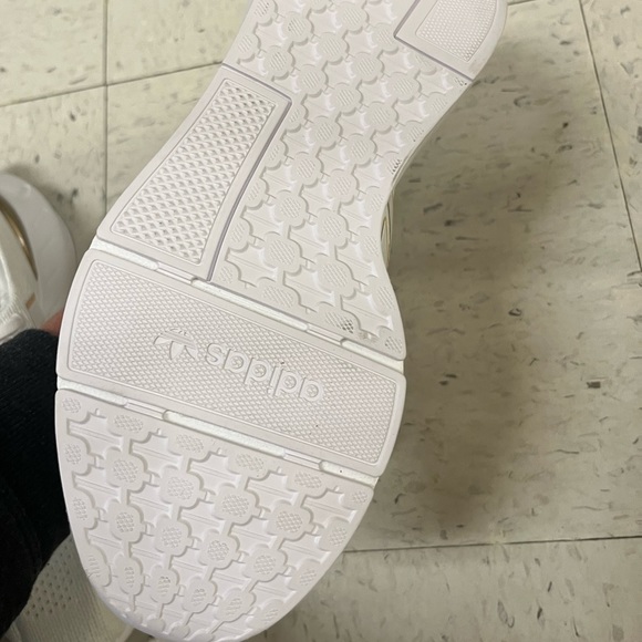 NWT ADIDAS Originals Women's Swift Run 22 Shoes white and gold size 8.5 - Picture 13 of 16